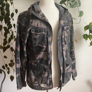 Cotton On Camo Zipper Jacket with hood